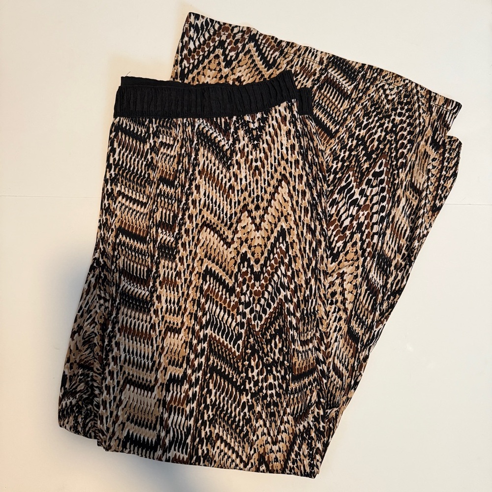 New Directions Brown and Tan Pattern Flowy Wide Leg Pants